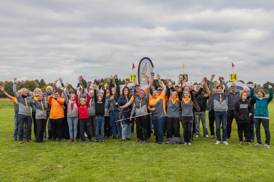 Die Mitglieder der Bogenschuetzen